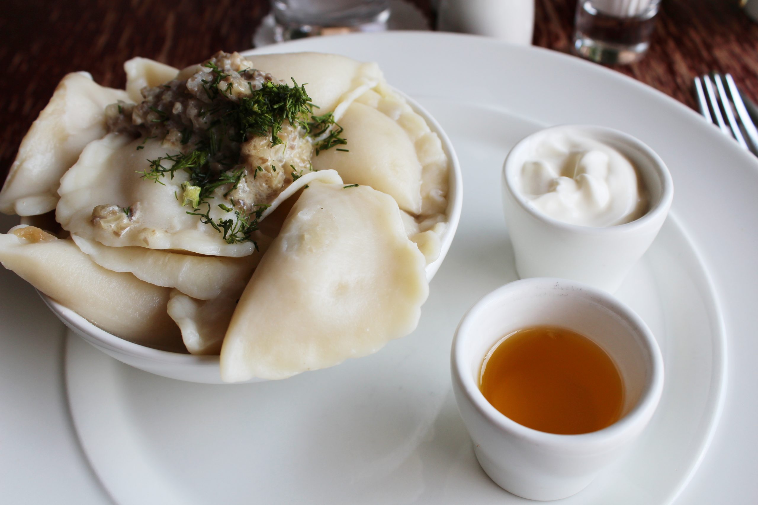 Vareniki (Вареники): Dumpling Tradisional dengan Beragam Isian